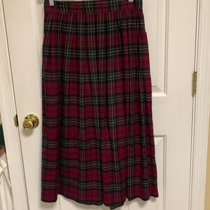 Laura Ashley Lady’s Wool/Cotton Lightweight Skirt